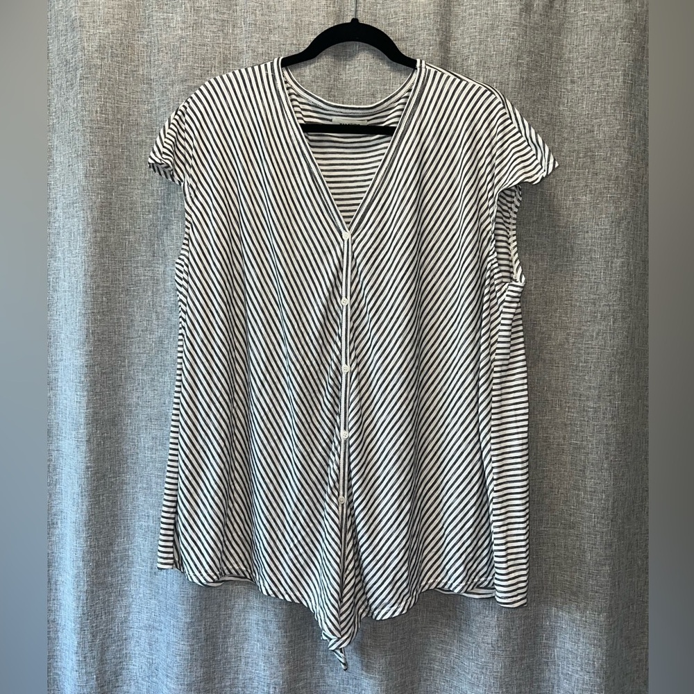 Women's Max Studio Top 2x - Picture 3 of 6